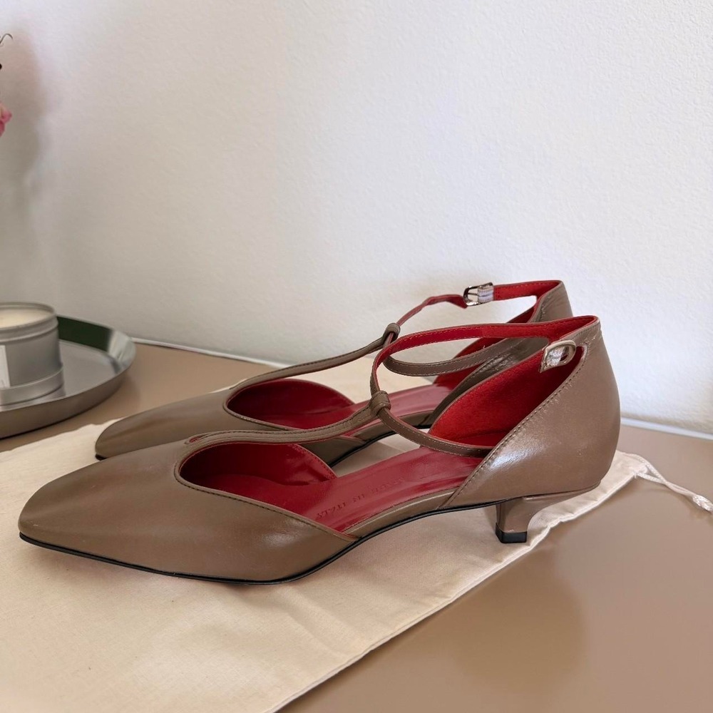 J.Crew Made-in-Italy T-strap heels in leather tan leather T-strap heels - Size 8 - Picture 4 of 6